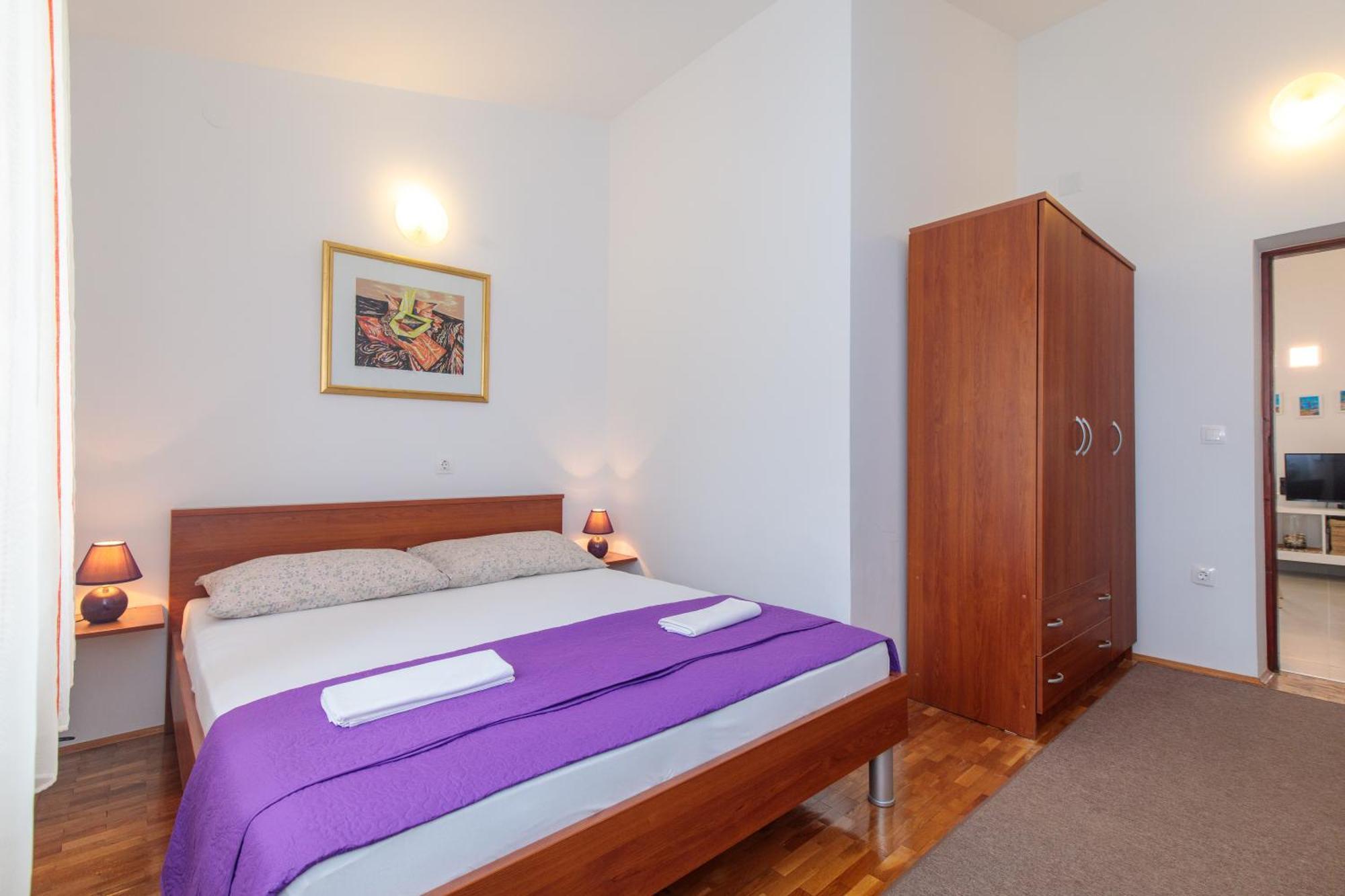 Apartment Tonka *Balcony & Partial Seaview! Krk Town Εξωτερικό φωτογραφία