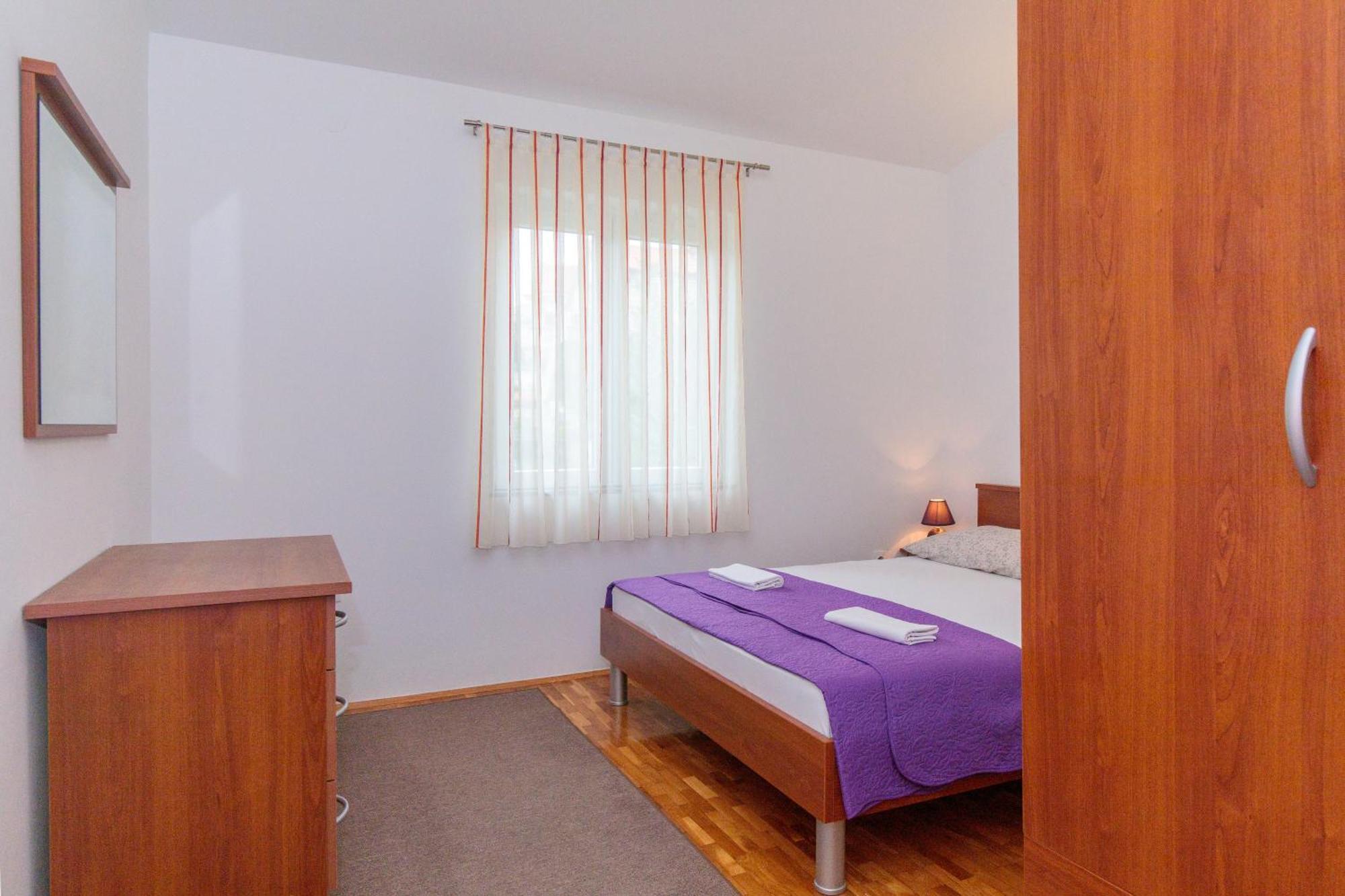 Apartment Tonka *Balcony & Partial Seaview! Krk Town Εξωτερικό φωτογραφία
