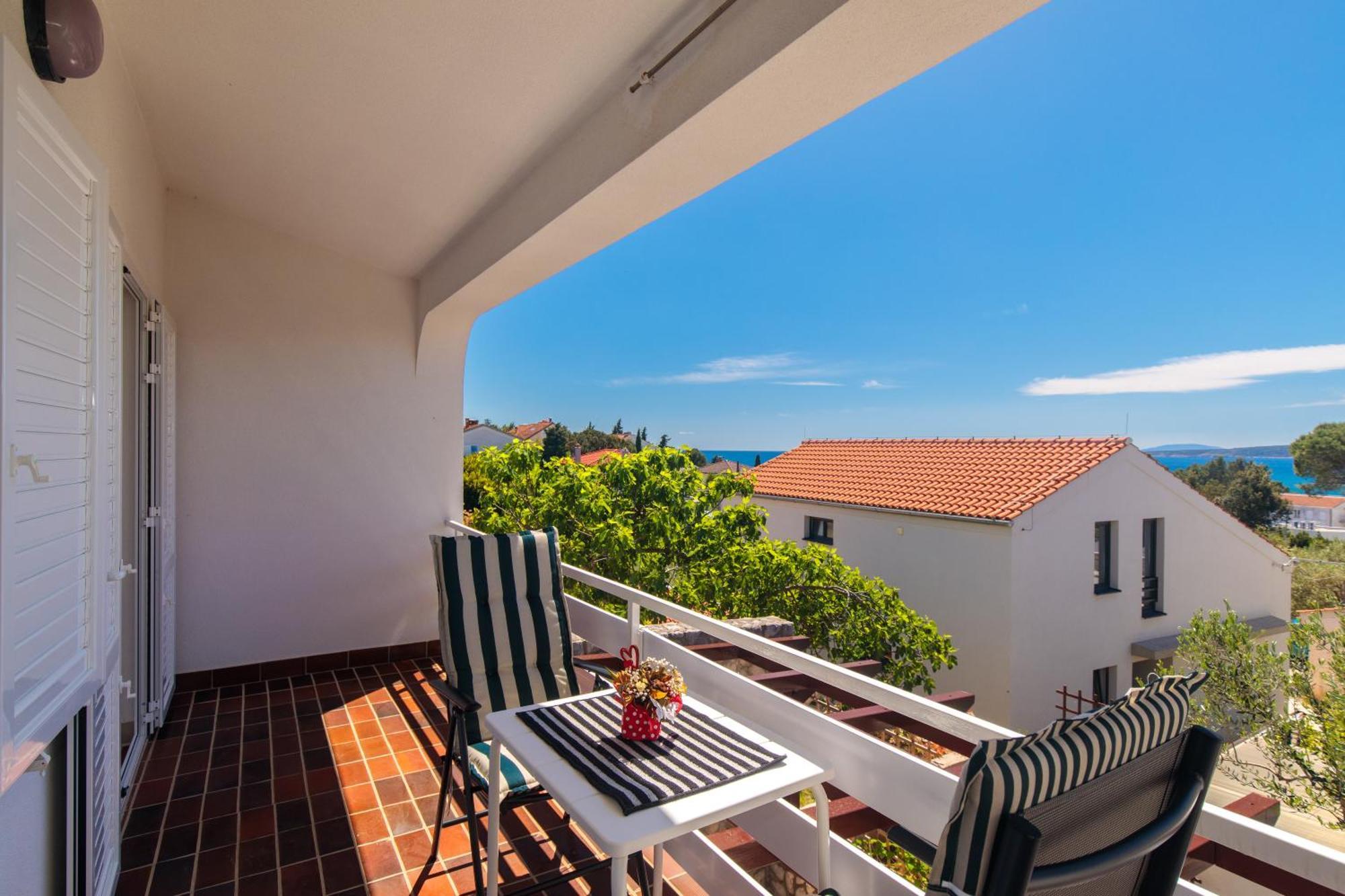 Apartment Tonka *Balcony & Partial Seaview! Krk Town Εξωτερικό φωτογραφία